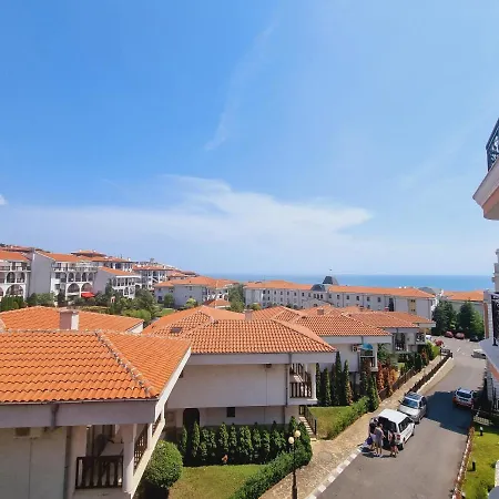 Aparthotel Fenix Complex *