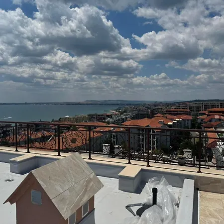 מלון דירות Fenix Complex