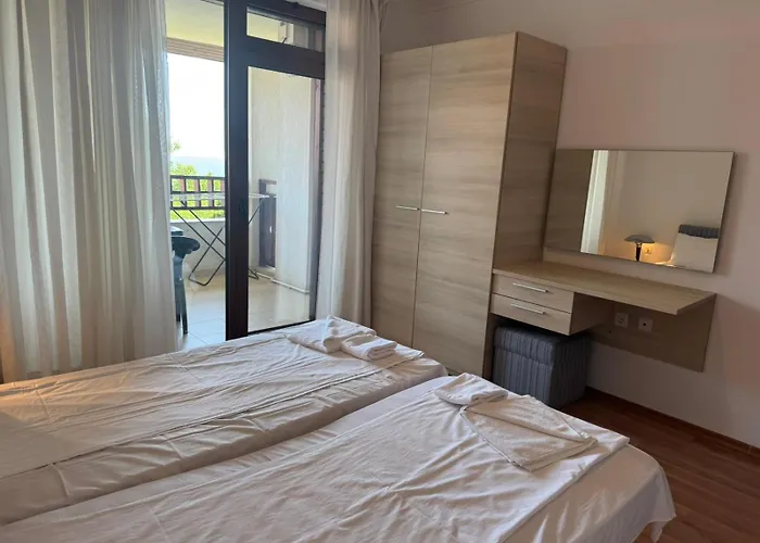 Aparthotel Fenix Complex